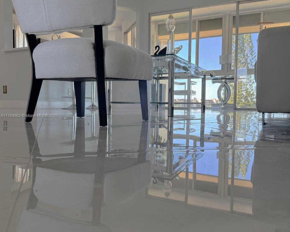 POINCIANA PLACE CONDO 1,2 - Residential