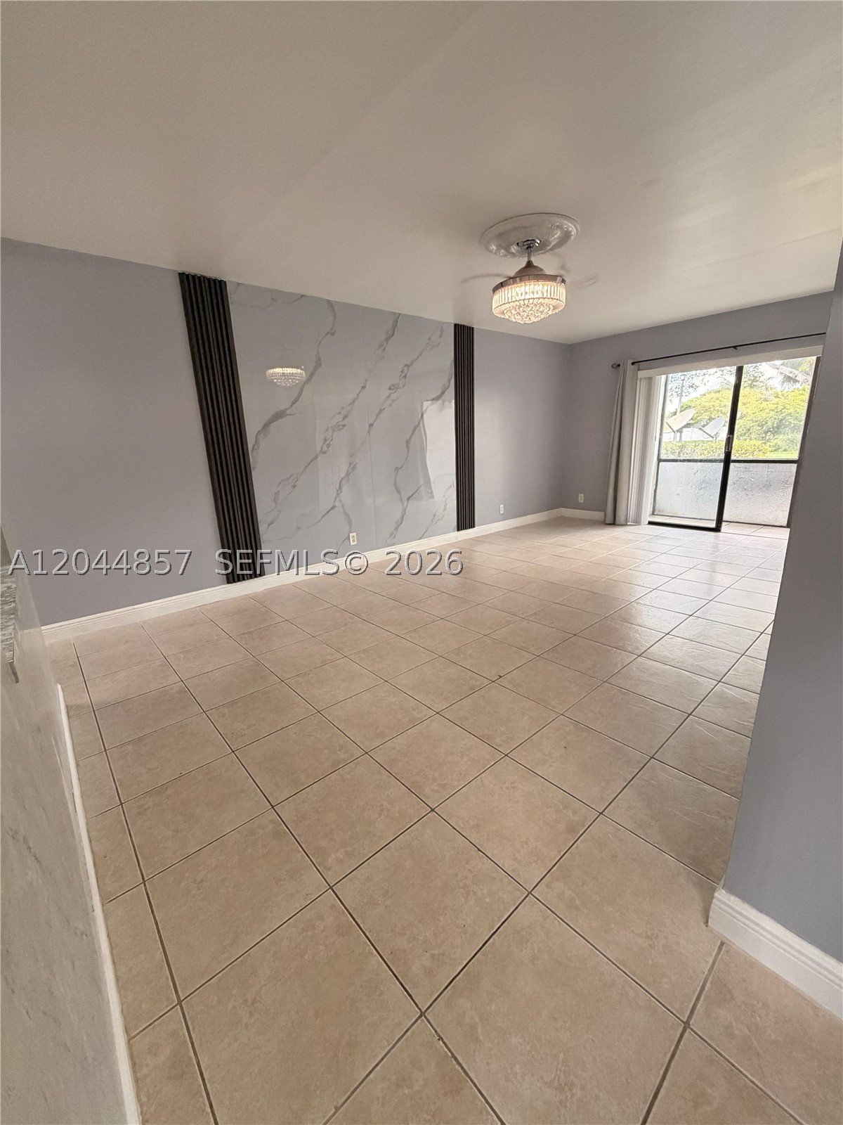MALIBU NORTH CONDO - Residential