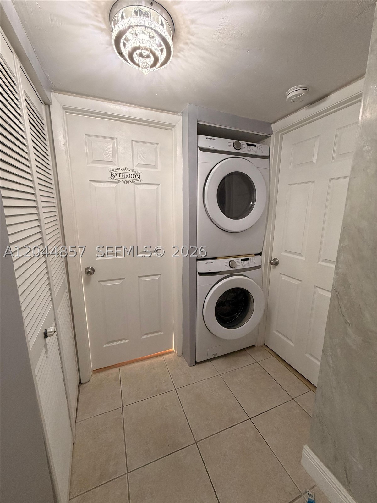 MALIBU NORTH CONDO - Residential