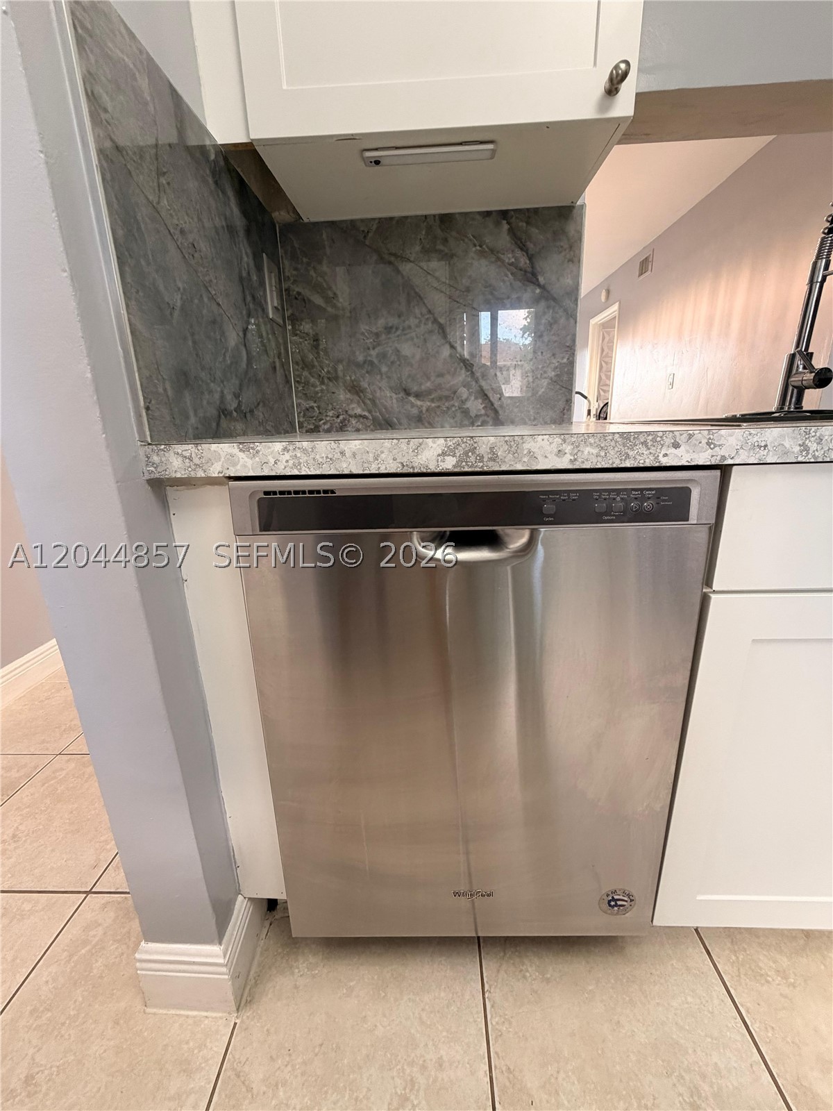 MALIBU NORTH CONDO - Residential