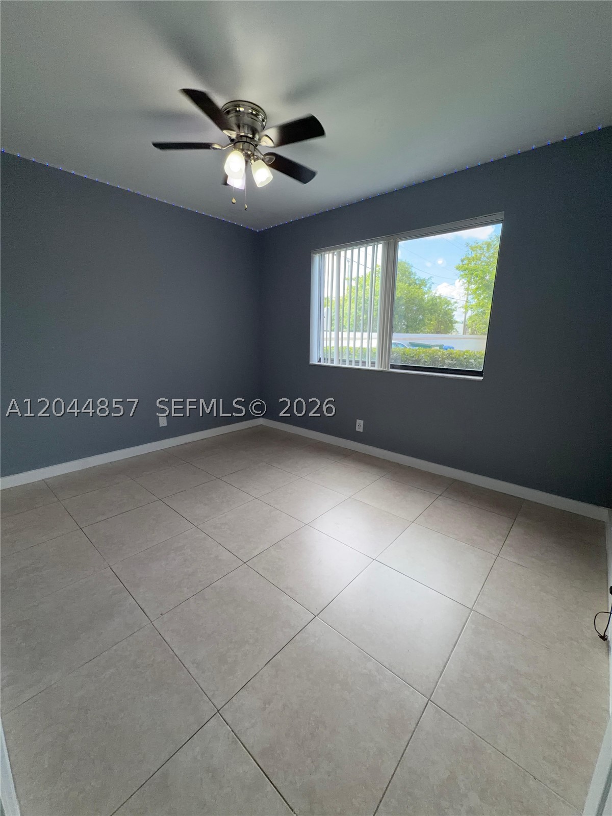 MALIBU NORTH CONDO - Residential