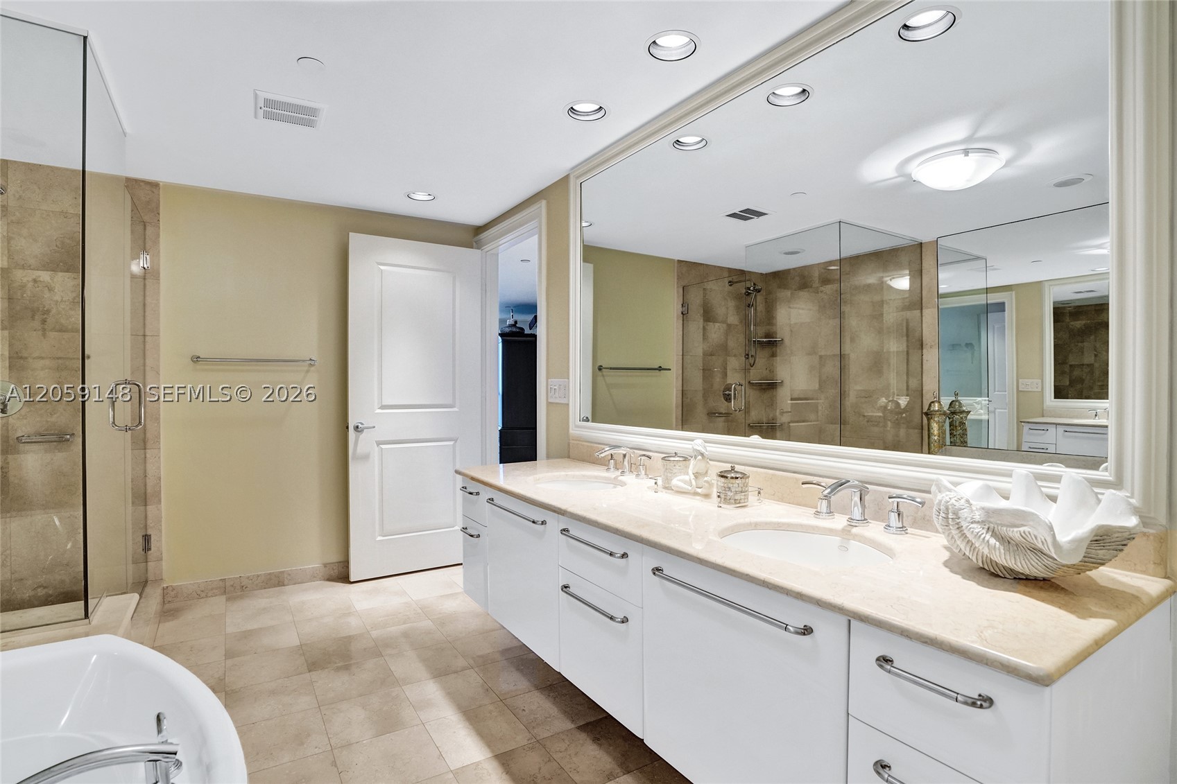 OCEAN PALMS CONDO - Residential