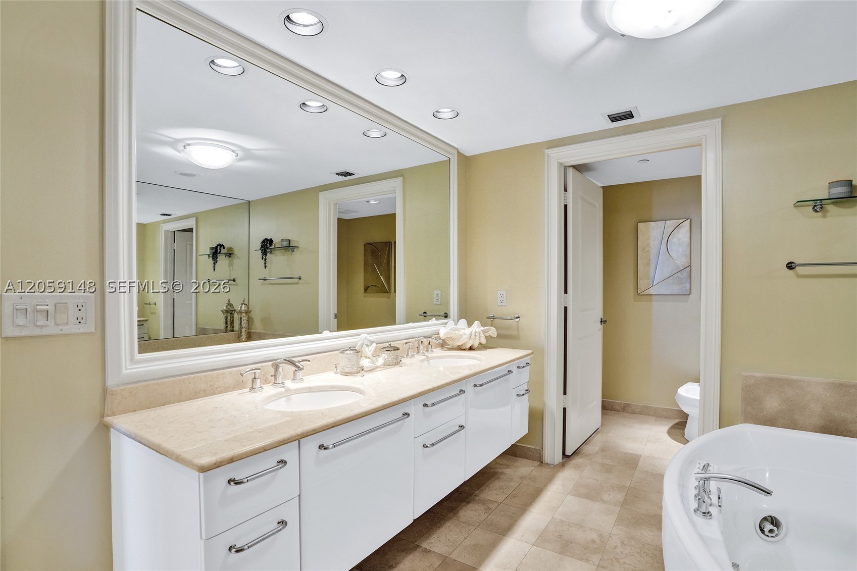 OCEAN PALMS CONDO - Residential