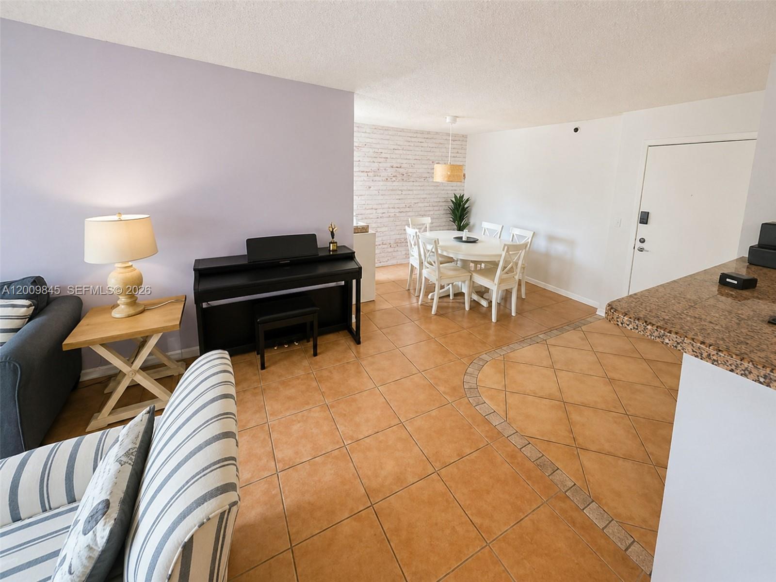 THE YACHT CLUB AT AVENTUR - Residential