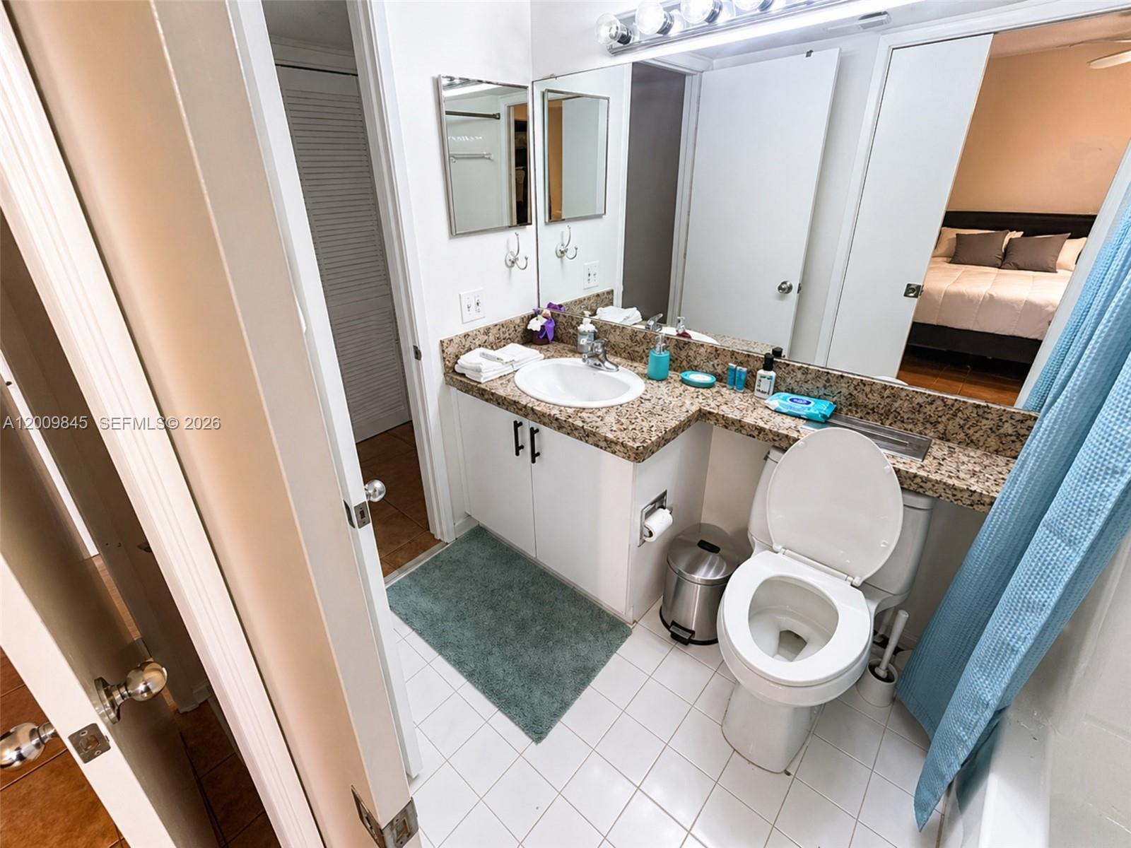 THE YACHT CLUB AT AVENTUR - Residential