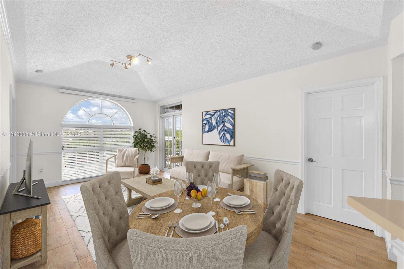This recently renovated condo boasts a prime location directly across from the University of Miami. Featuring a spacious & open floor plan with high ceilings. Enjoy the open kitchen with quartz countertops, as well as bathrooms with new cabinets & porcelain floors. Freshly painted, abundant natural light fills the unit through large gorgeous windows. Other highlights include a washer & dryer in unit, walk-in closets, a covered terrace, a den & a split 2 BR layout for ultimate privacy. The building offers a refreshing pool surrounded by lush landscaping, a secure entrance, an onsite manager, assigned parking & night security patrol. Perfectly situated within walking distance to UM, the Metro Rail, diverse dining options & shopping destinations.