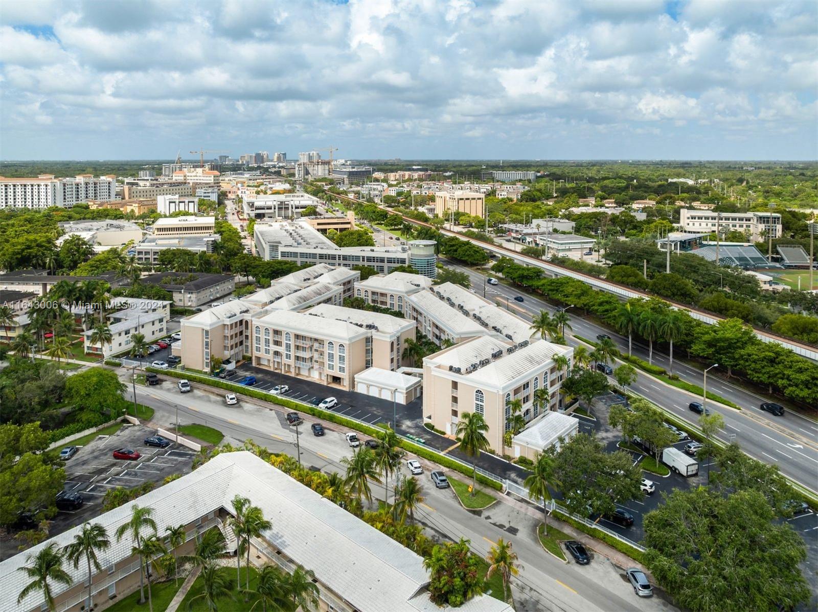 UNIVERSITY INN CONDO - Residential Lease