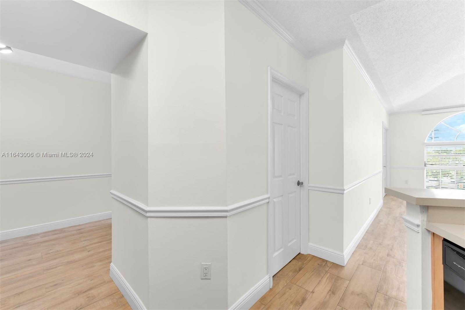 UNIVERSITY INN CONDO - Residential Lease