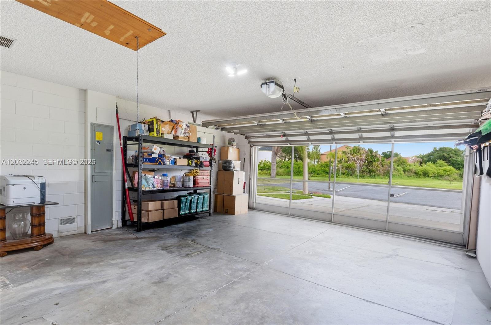 ALLAMANDA GRACE - Residential