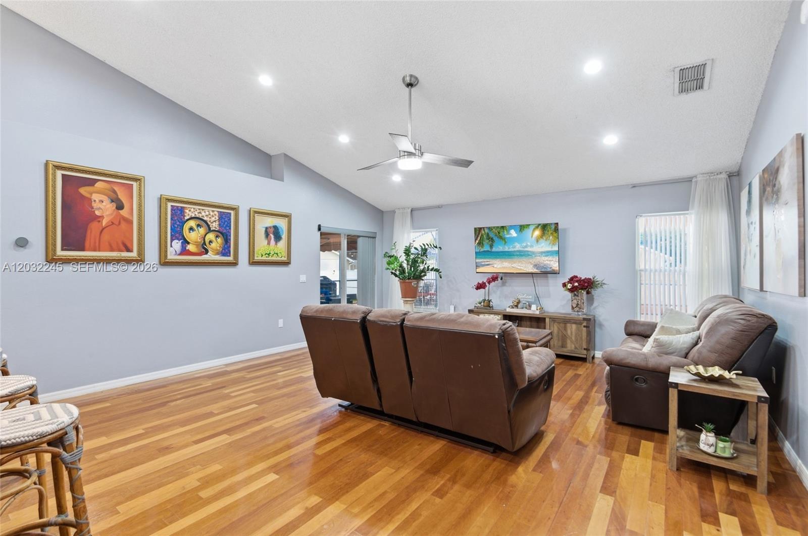 ALLAMANDA GRACE - Residential