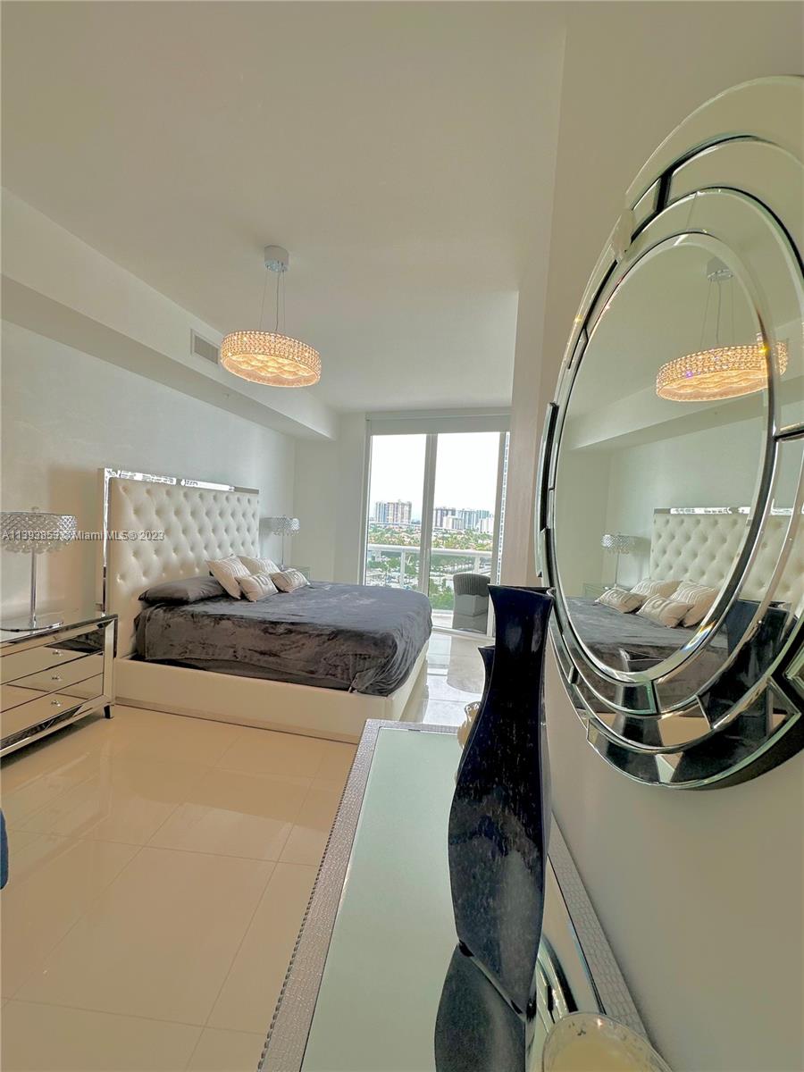 TRUMP PALACE CONDO - Residential Lease