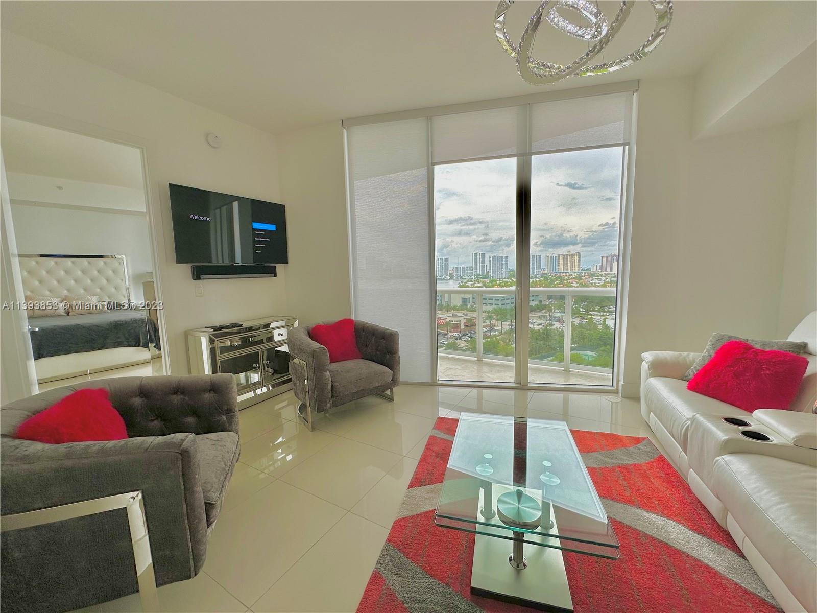 TRUMP PALACE CONDO - Residential Lease