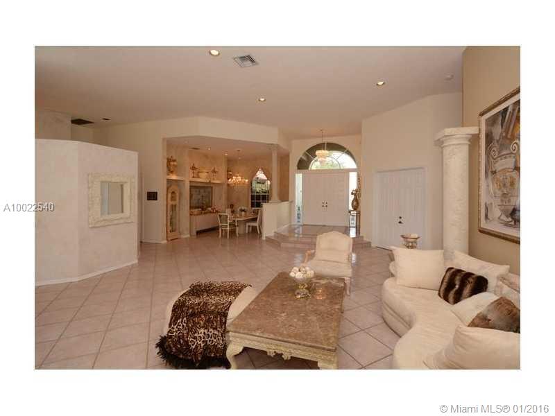 Mystique 156-19 B - Residential