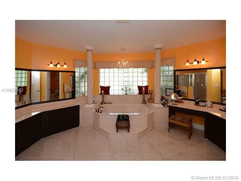 Mystique 156-19 B - Residential