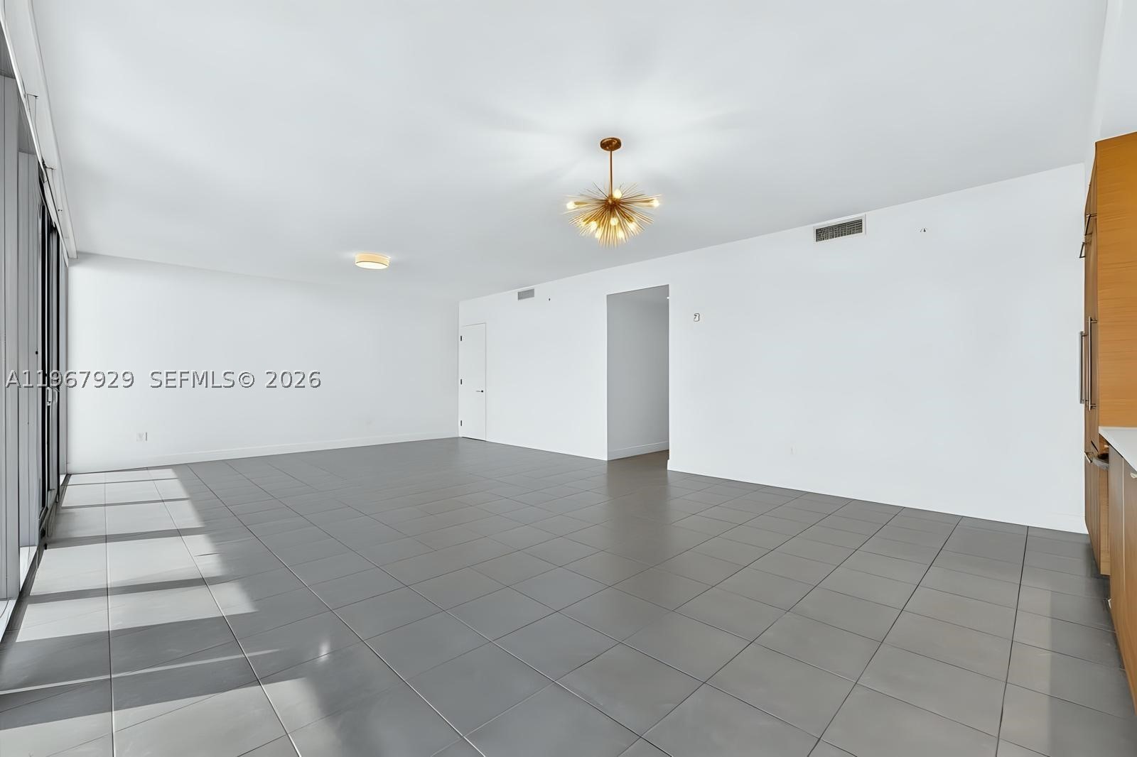 250 WYNWOOD CONDO - Residential