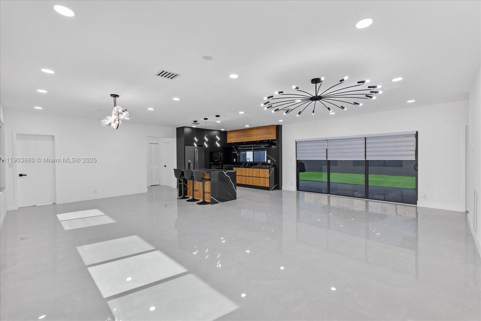 GREYKNOLL ESTATES - Residential