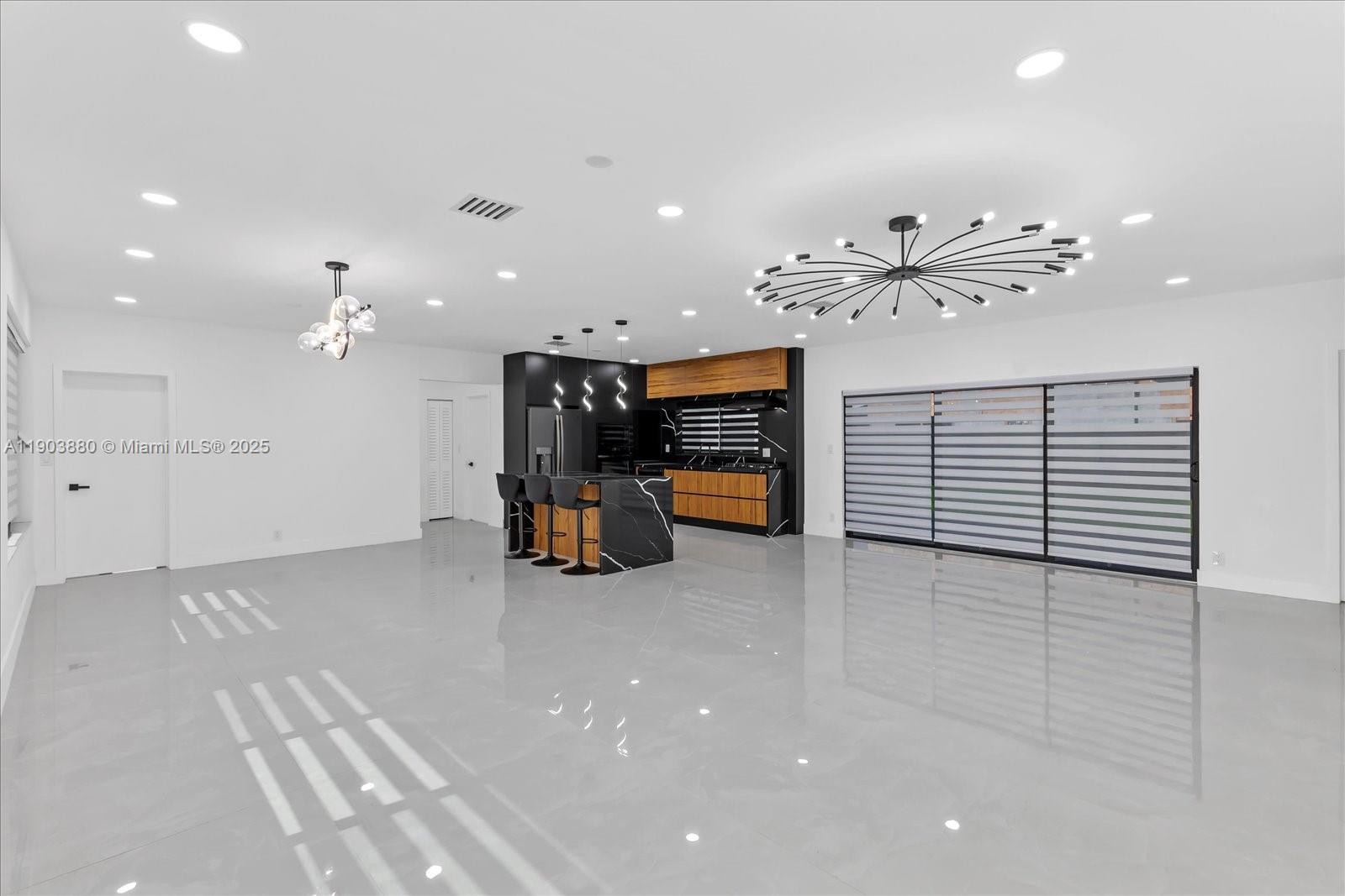 GREYKNOLL ESTATES - Residential