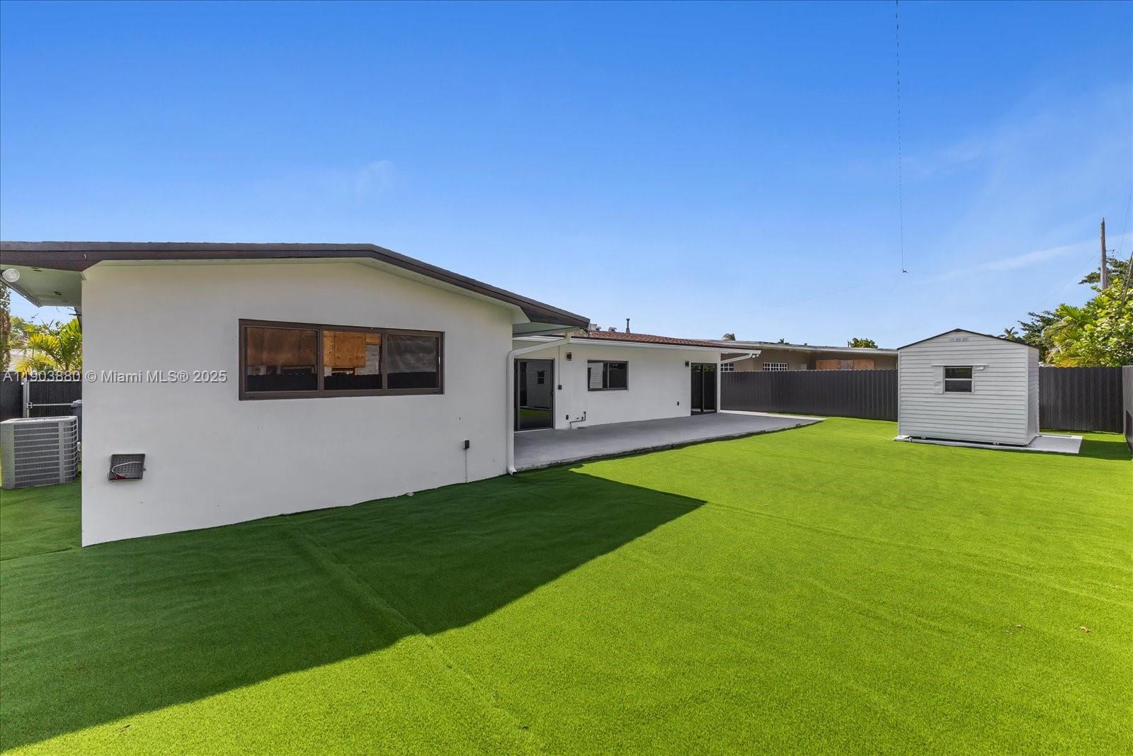 GREYKNOLL ESTATES - Residential