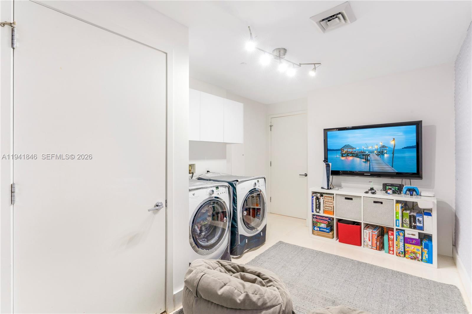 OCEANA KEY BISCAYNE CONDO - Residential