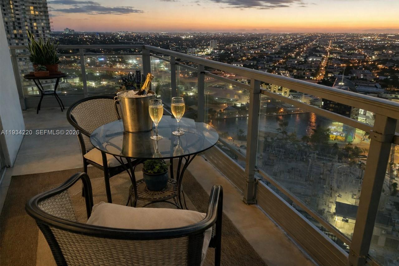 Seller motivated!! Beautiful & Luxurious 1 bedroom - 1 bath condo in the heart of Brickell, boasting stunning city and river views! Located in the prestigious Ivy @ Riverfront Complex, you can take a short walk or drive to Brickell City Center. This unit has it all! Contemporary kitchen, stainless steel appliances. Enjoy amazing sunset views every day!. The building has a variety of amenities including 2 pools, a fitness center, a children’s play area, conference room 24-hour concierge, security, valet, spa. Very centrally located. Short walk to and from fine restaurants, bars and malls. Close to South Beach, Wynwood, Midtown, Edgewater and the MIA. Comes with one assigned parking space. Rented until 7/31/2026. Call LA for details.