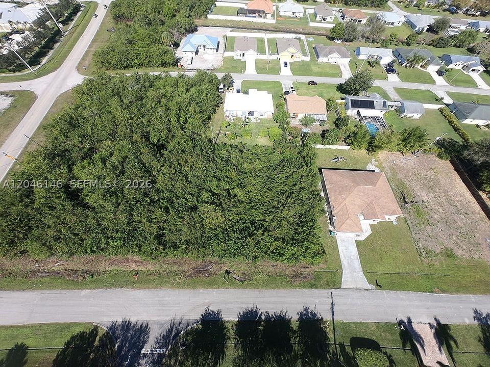 PORT ST LUCIE SECTION 19 - Land