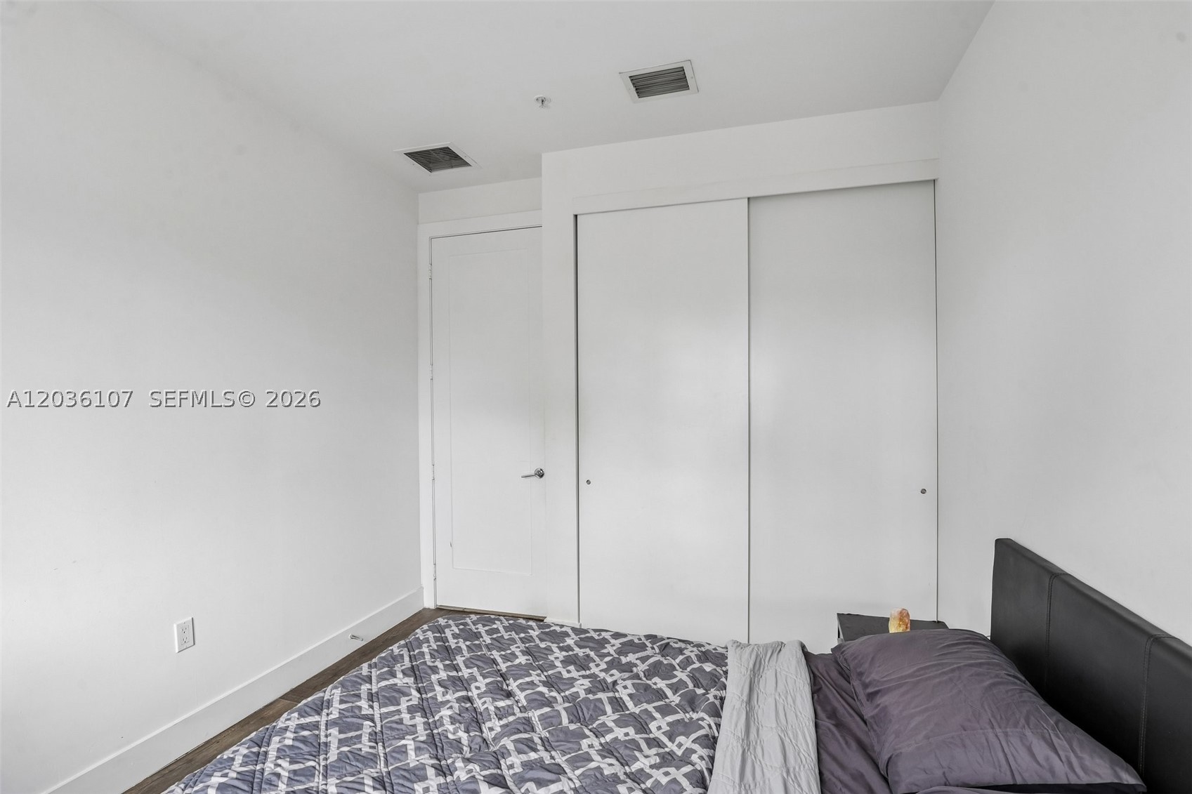 LANDMARK AT DORAL CONDO - Residential