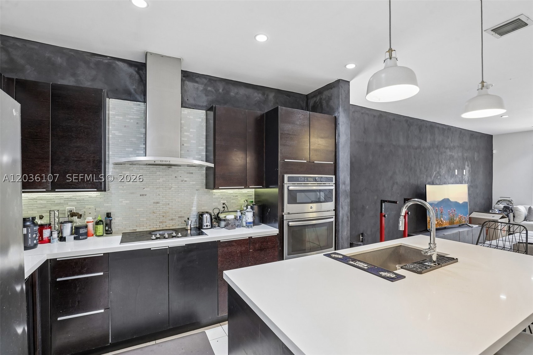 LANDMARK AT DORAL CONDO - Residential