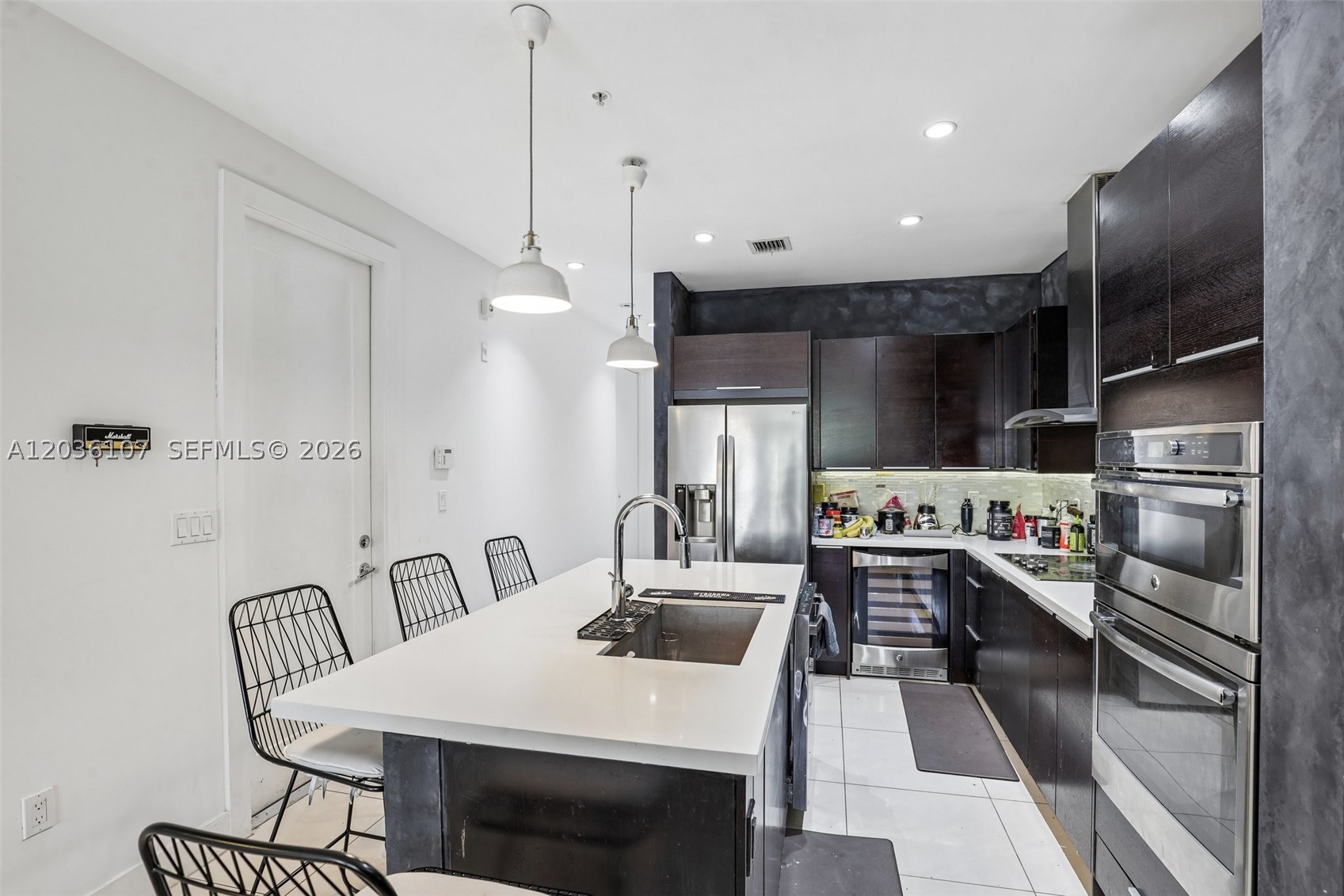 LANDMARK AT DORAL CONDO - Residential
