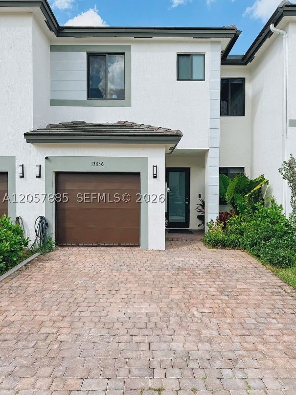 CENTURY GARDENS SOUTH - Residential