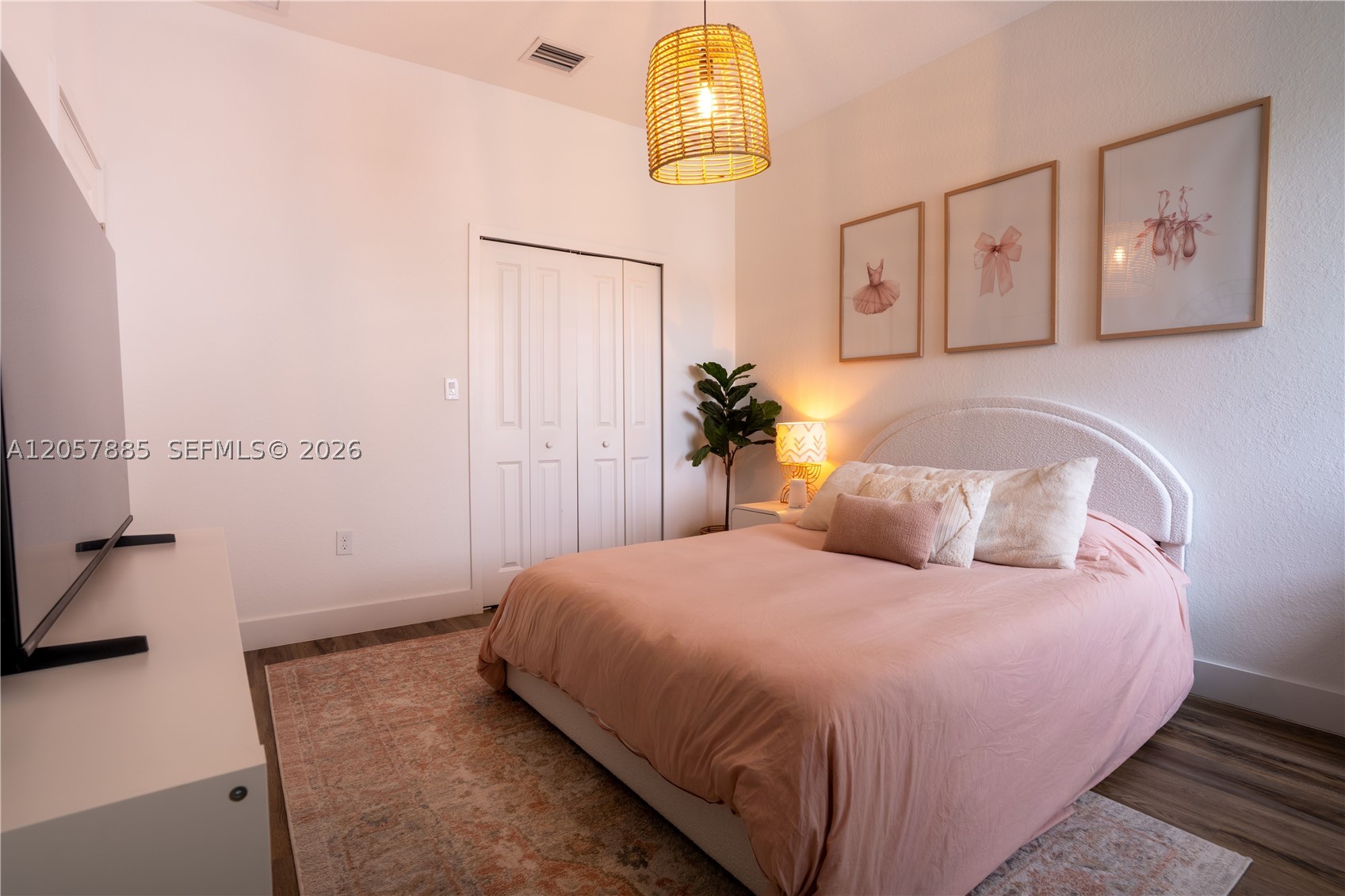 CENTURY GARDENS SOUTH - Residential