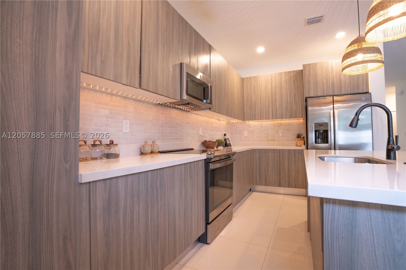 CENTURY GARDENS SOUTH - Residential