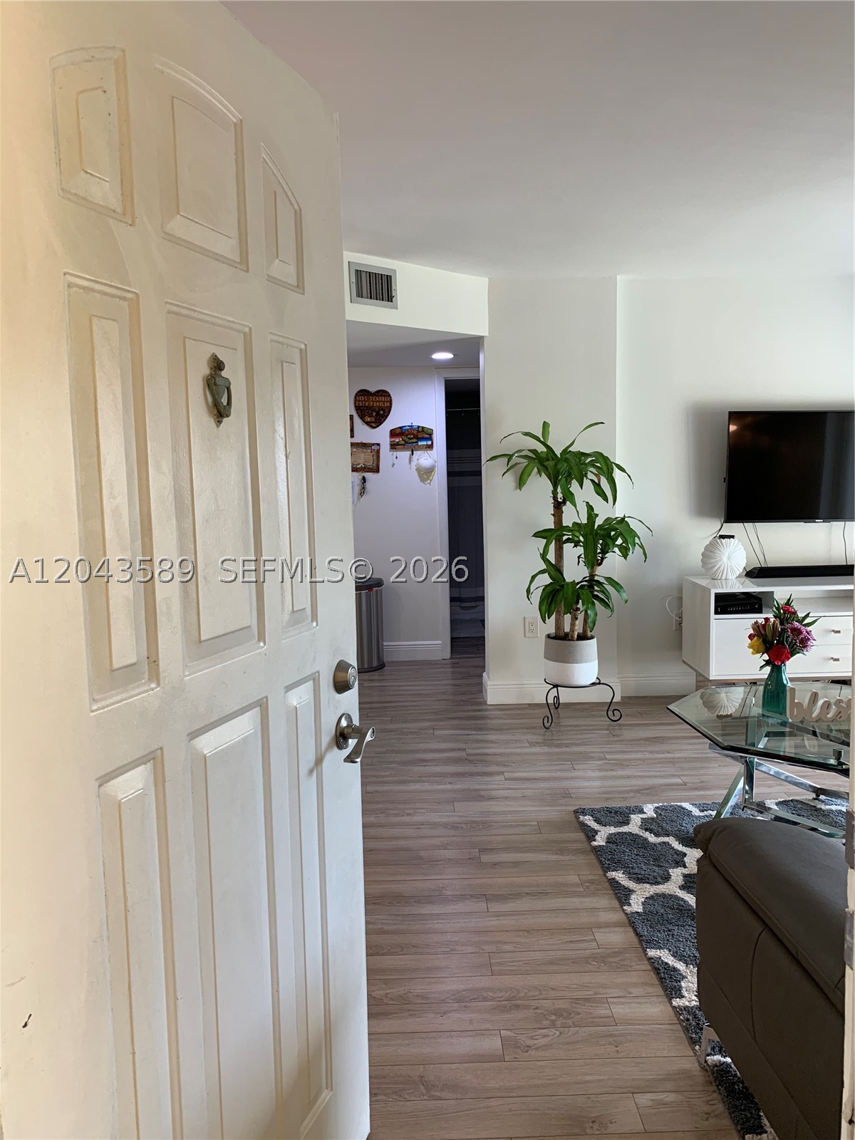LE CLUB AT OLD CUTLER CON - Residential