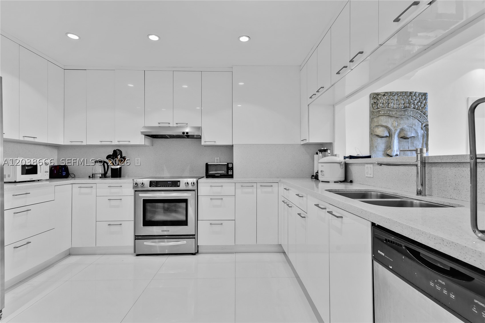 KEY COLONY NO 2 CONDO - Residential Lease