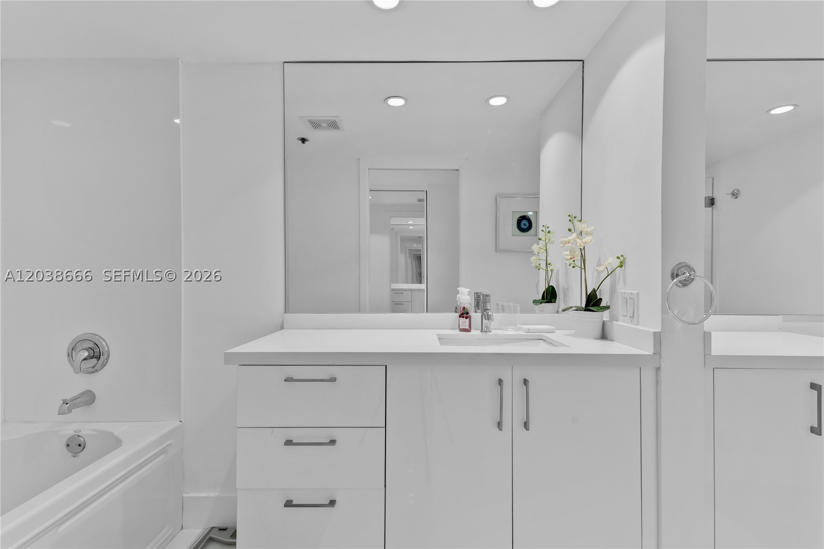 KEY COLONY NO 2 CONDO - Residential Lease