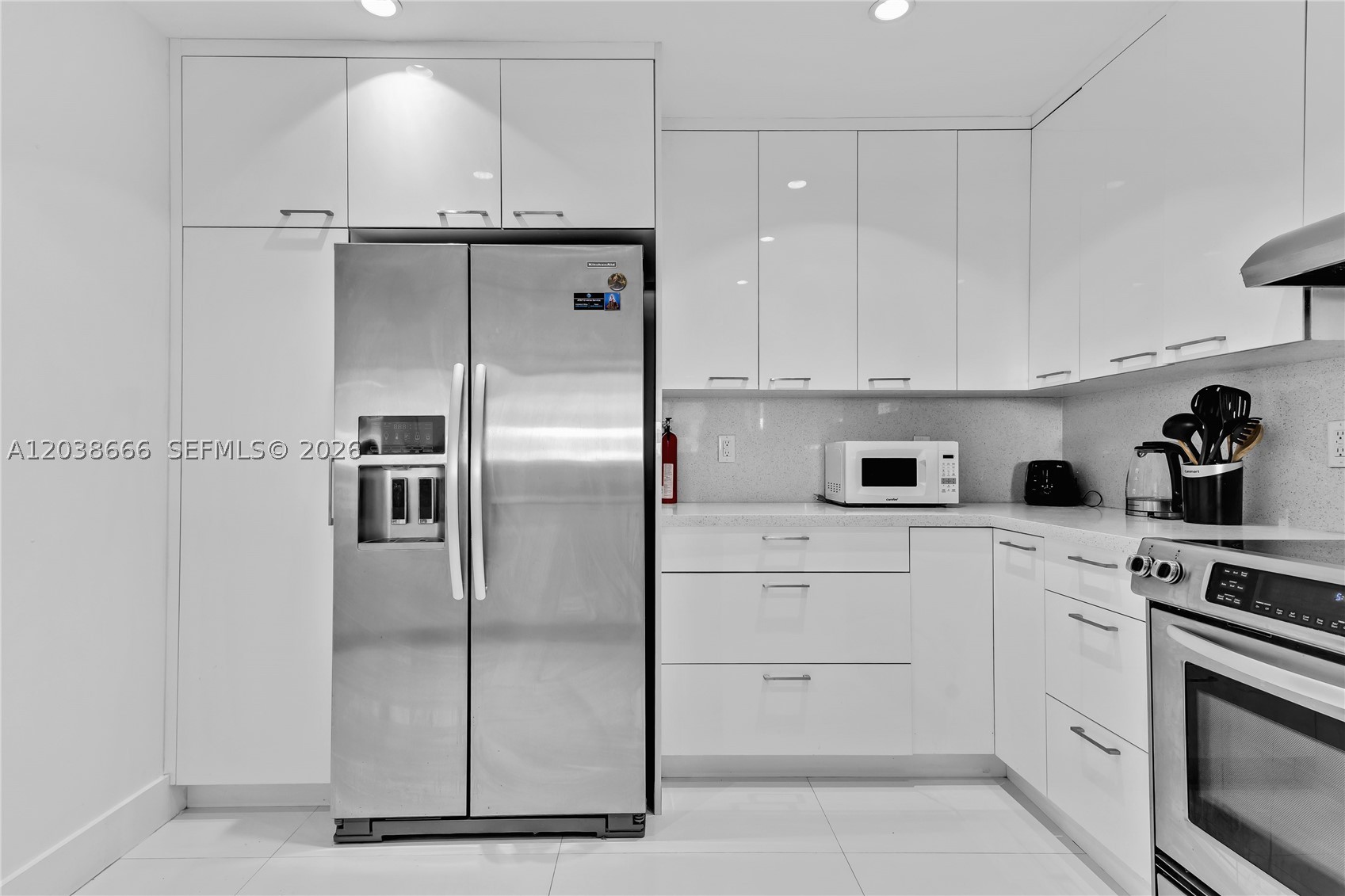 KEY COLONY NO 2 CONDO - Residential Lease