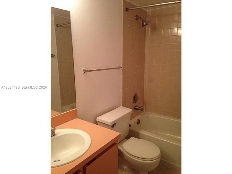 SAGA BAY GARDENS CONDO - Residential