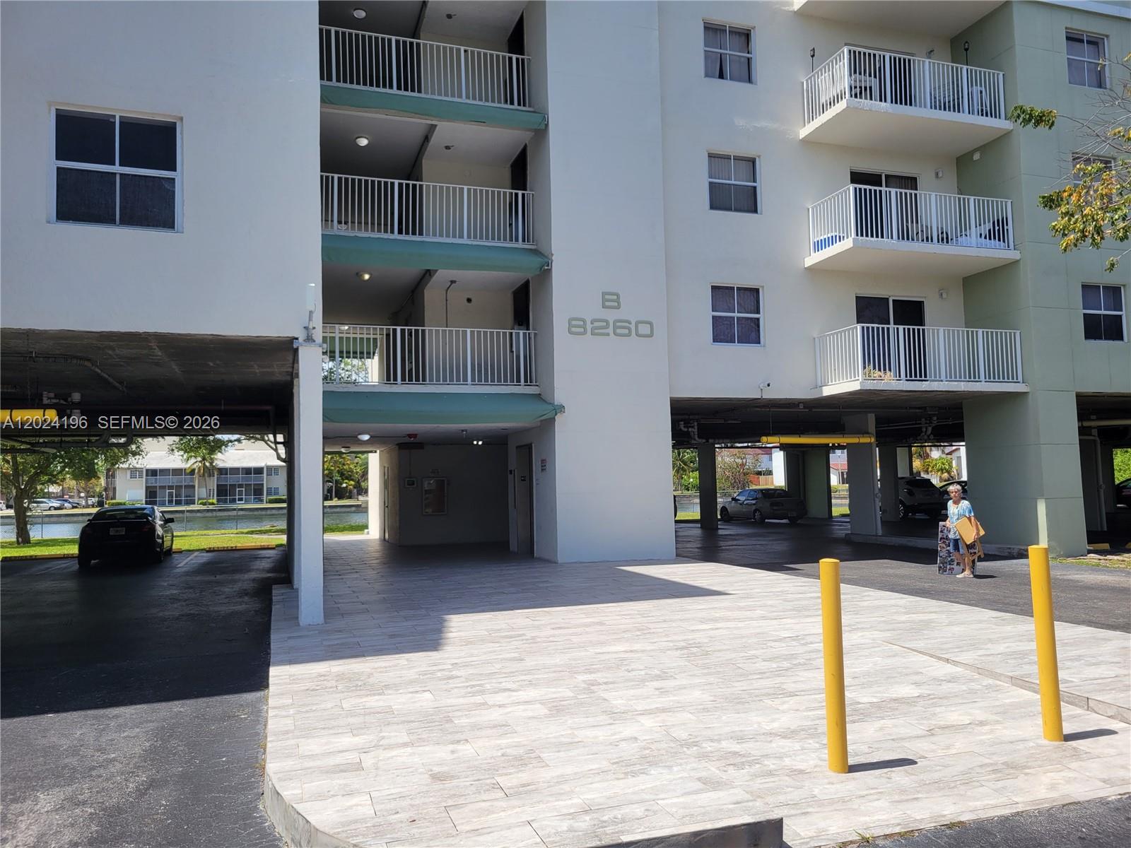 SAGA BAY GARDENS CONDO - Residential