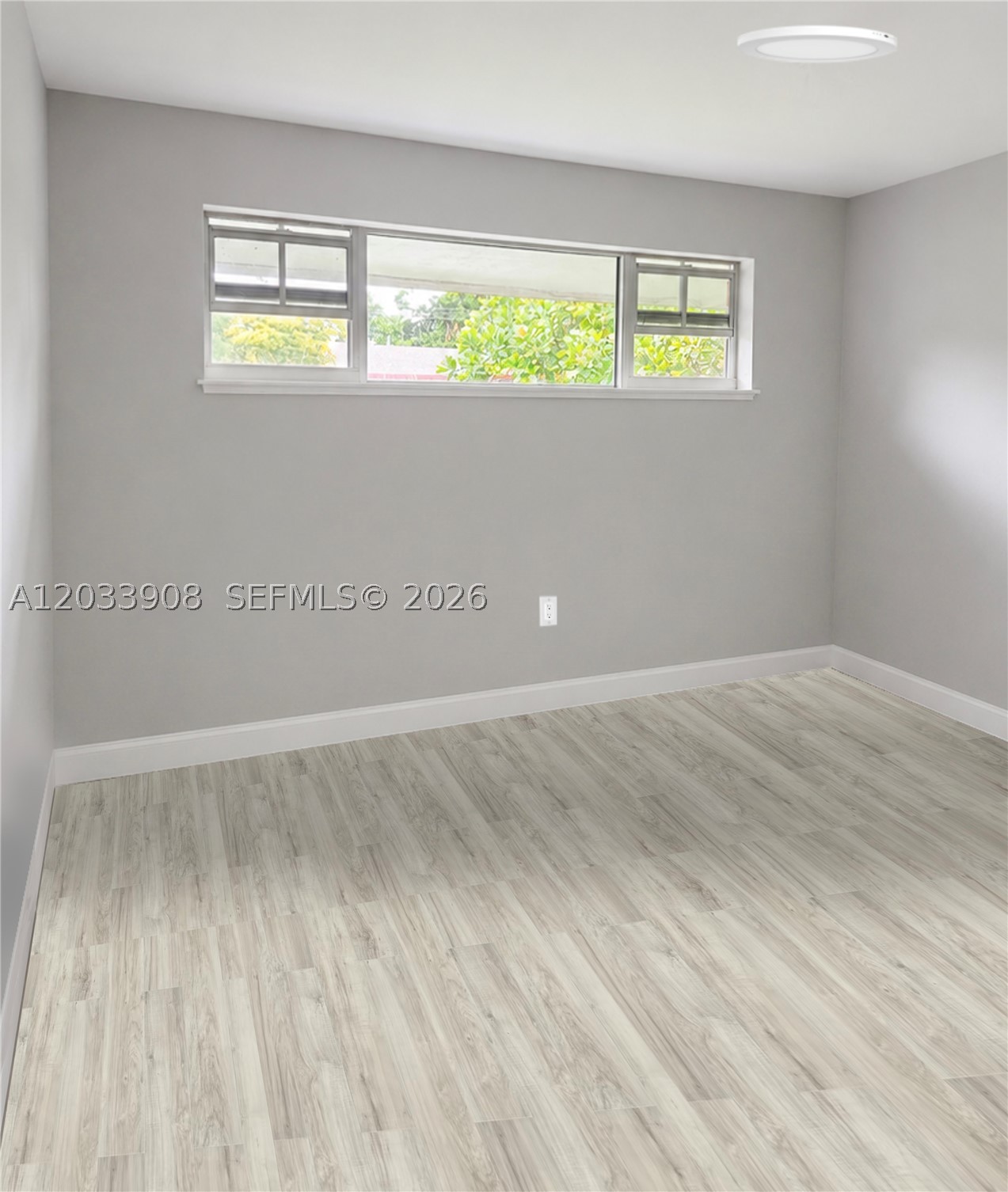 SUNRISE GOLF VILLAGE SEC - Residential