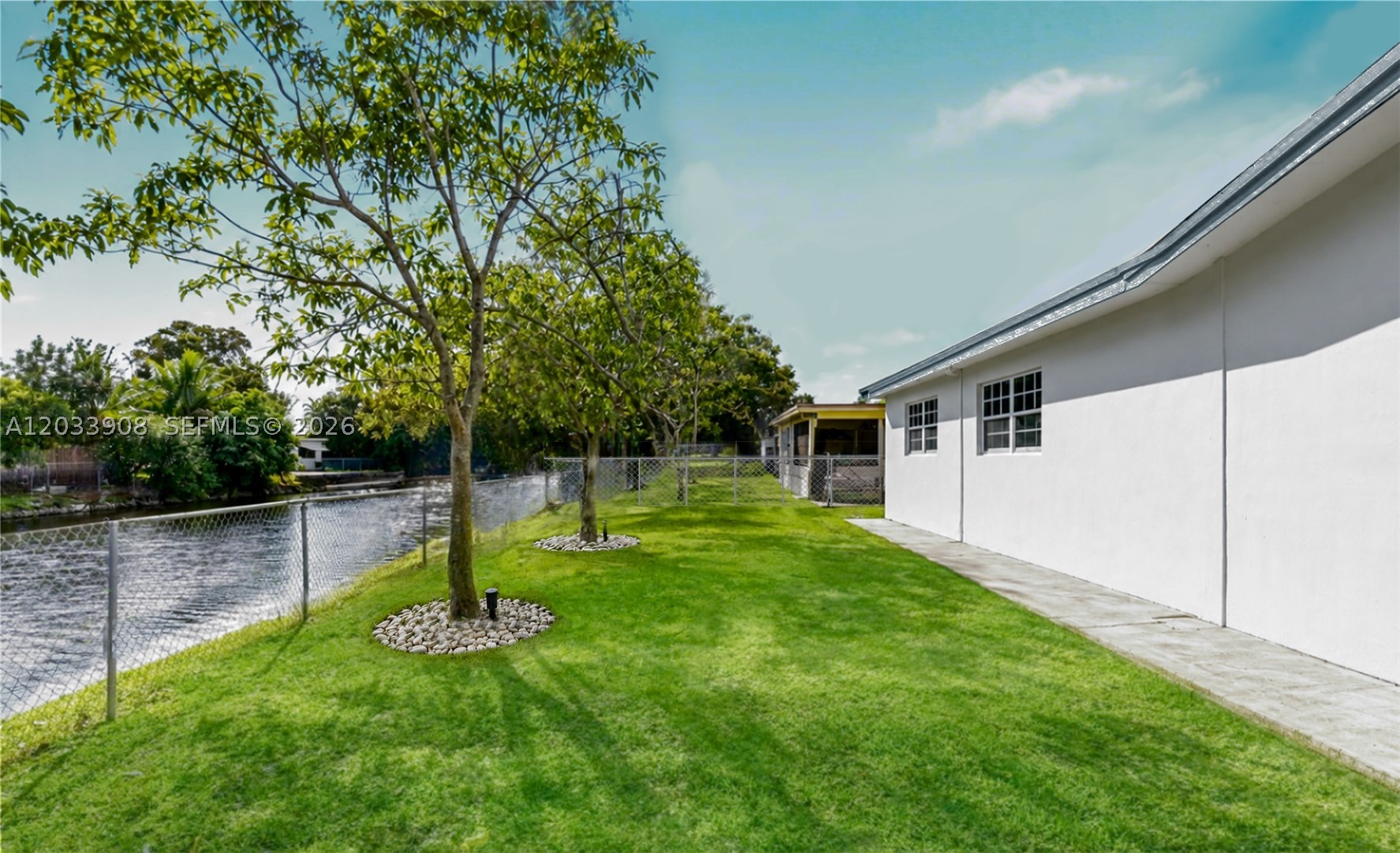 SUNRISE GOLF VILLAGE SEC - Residential