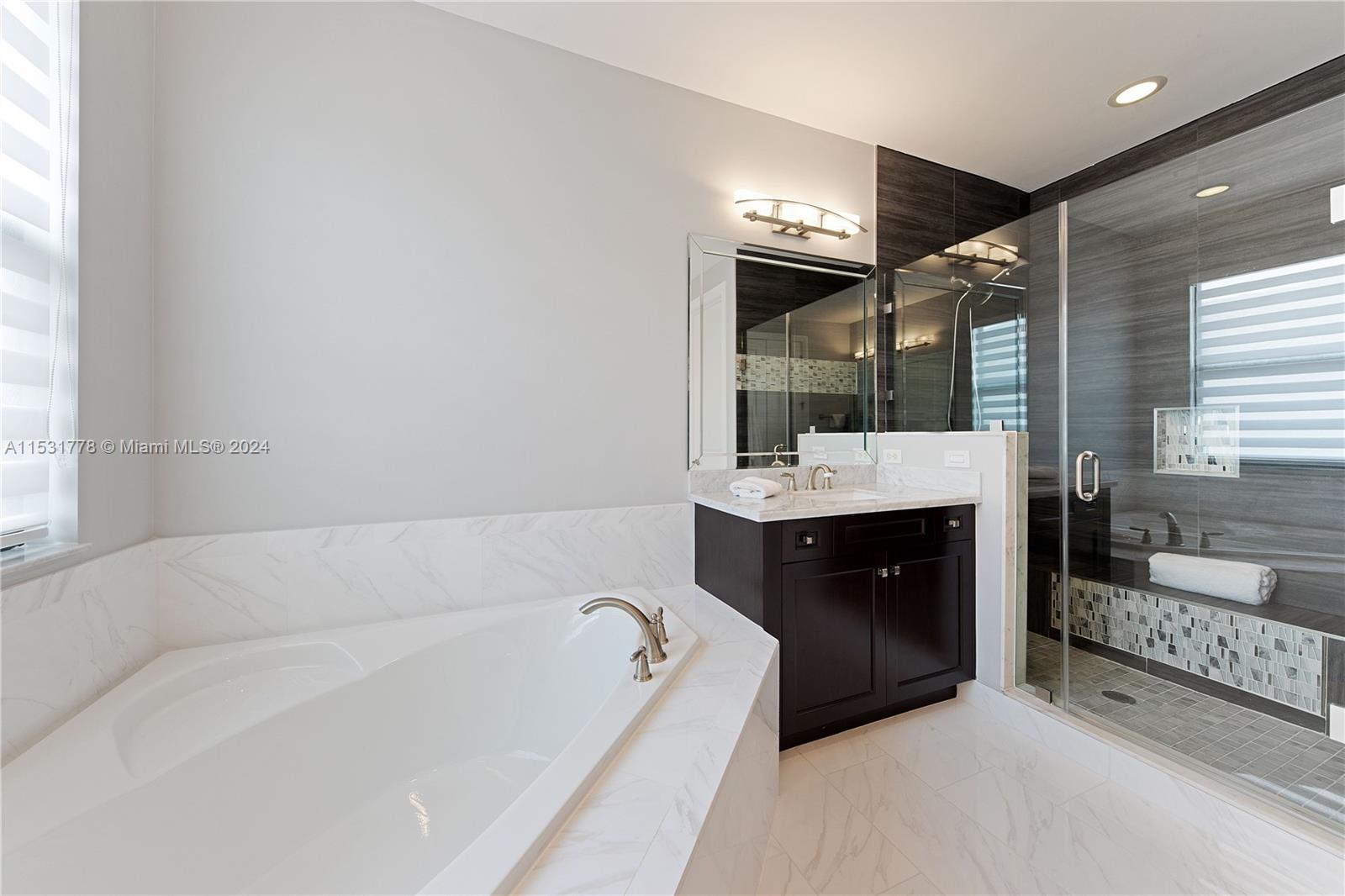 MILL CREEK - Residential