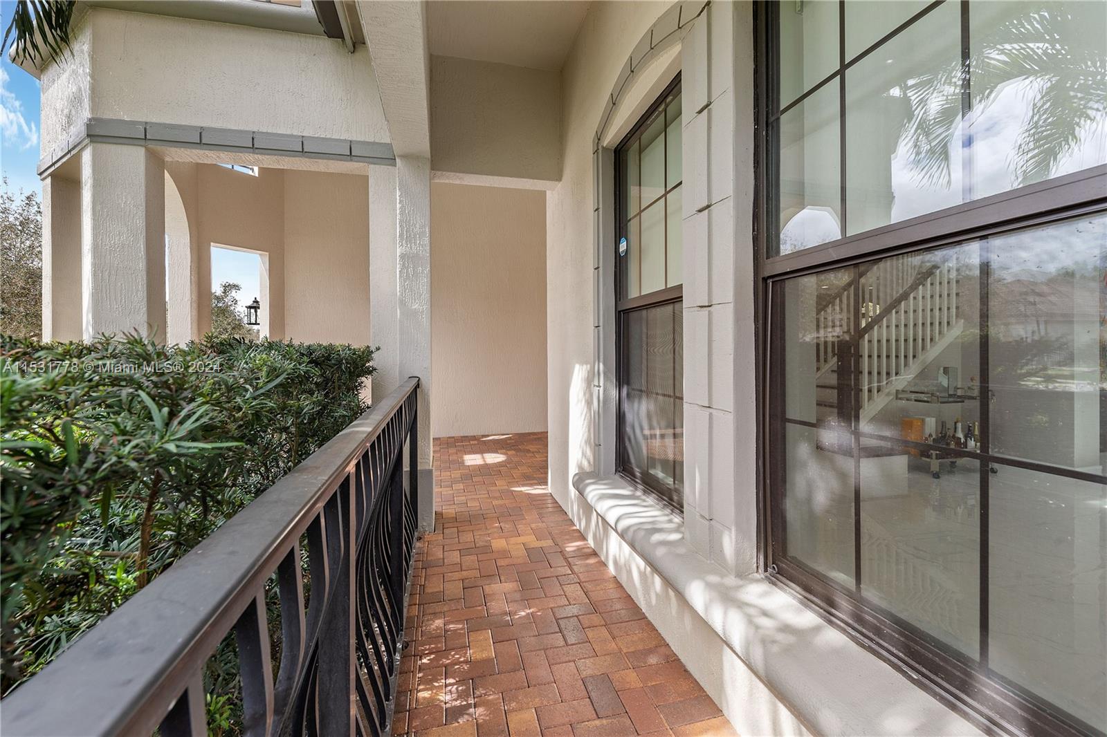 MILL CREEK - Residential