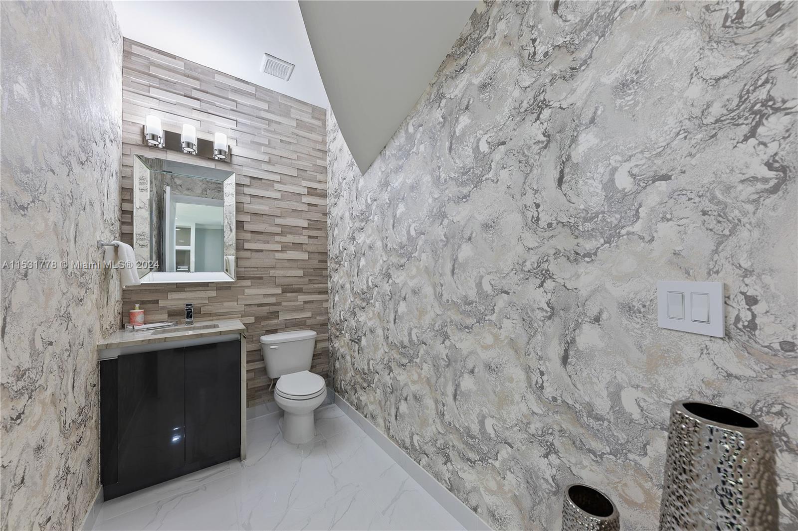 MILL CREEK - Residential