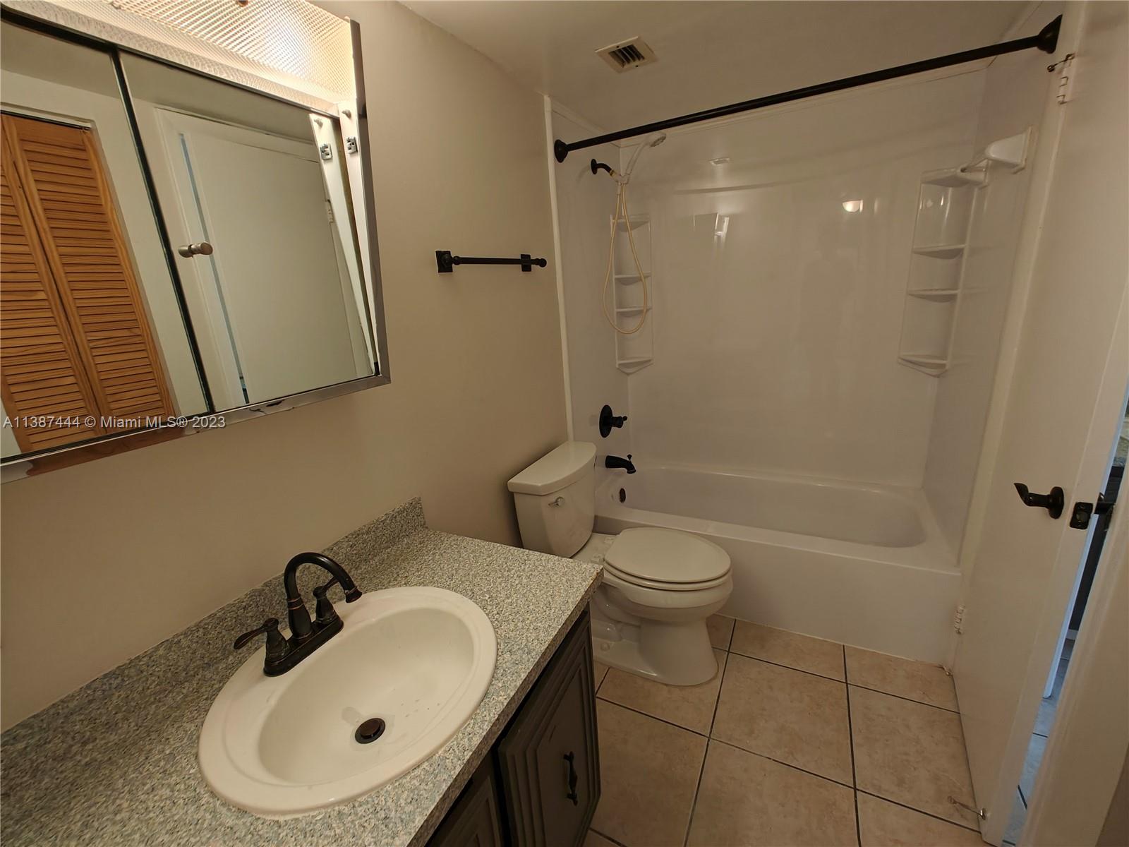 MONTECARLO CONDO - Residential Lease