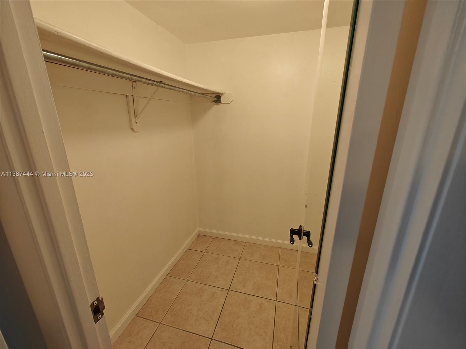 MONTECARLO CONDO - Residential Lease