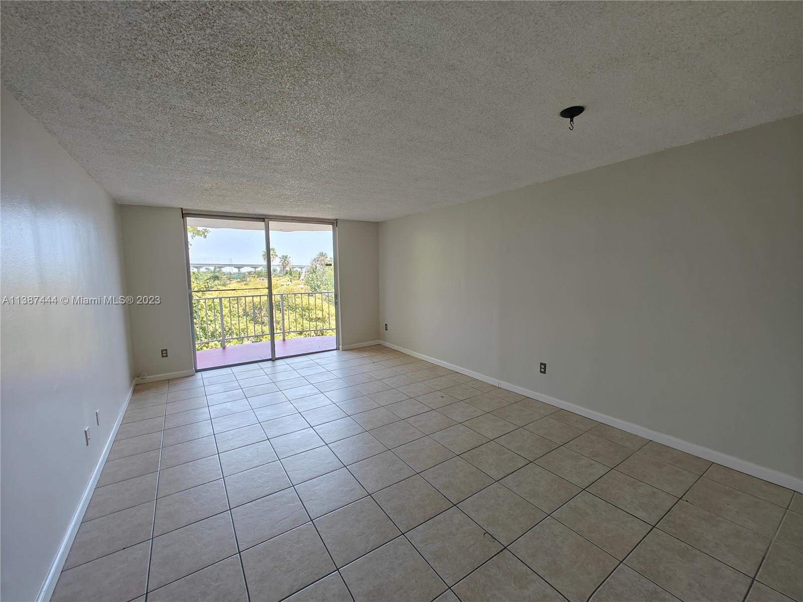 MONTECARLO CONDO - Residential Lease