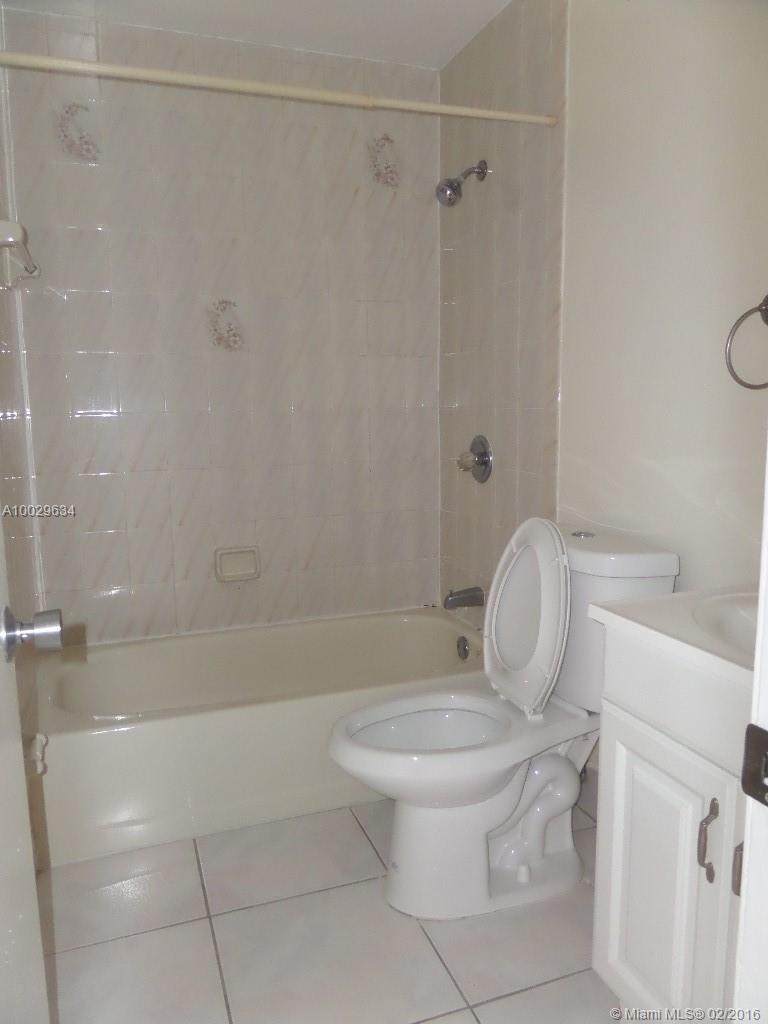 Terra Lake Villas Condo - Residential Lease