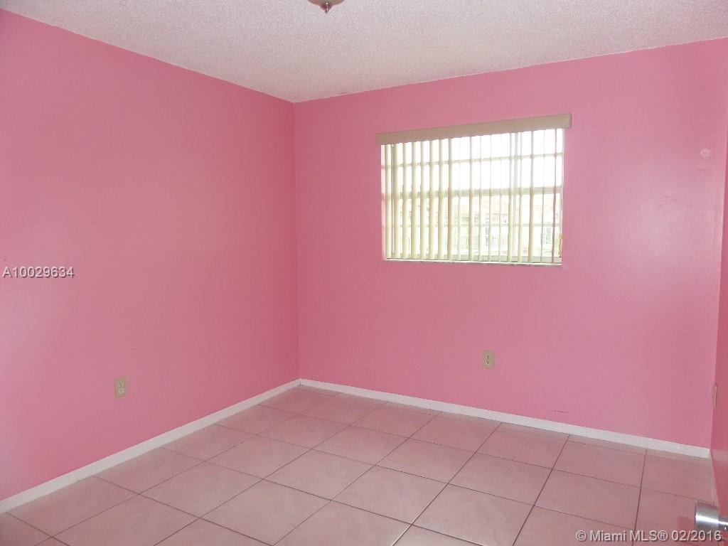 Terra Lake Villas Condo - Residential Lease