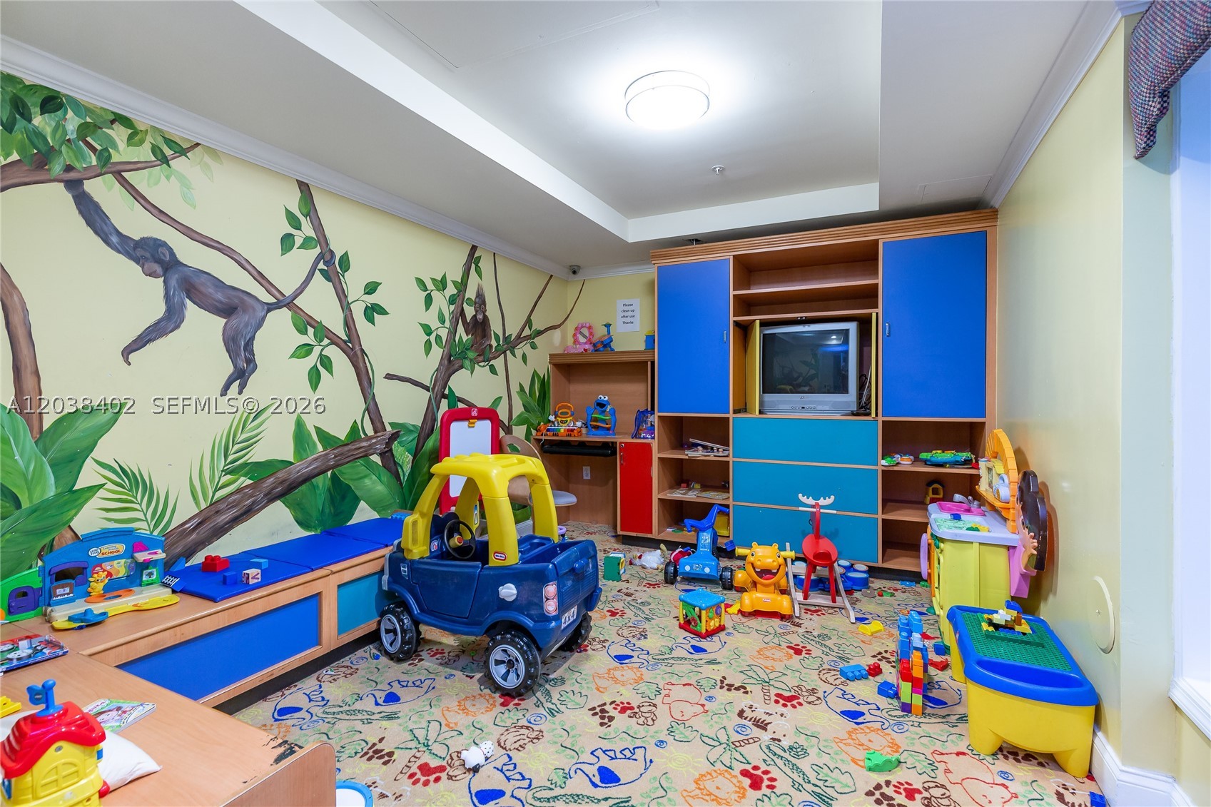 PORTO BELLAGIO CONDO - Residential Lease