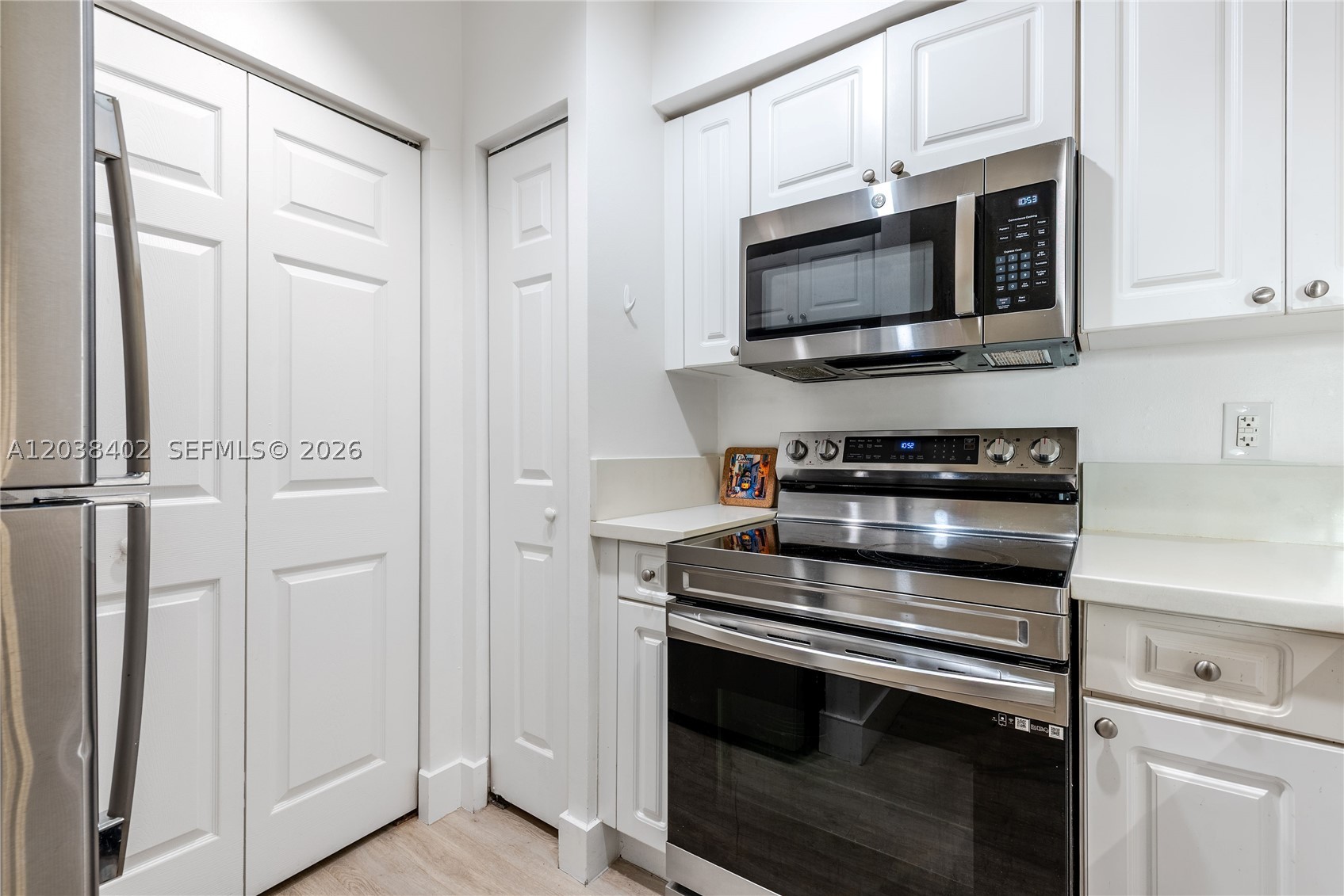 PORTO BELLAGIO CONDO - Residential Lease