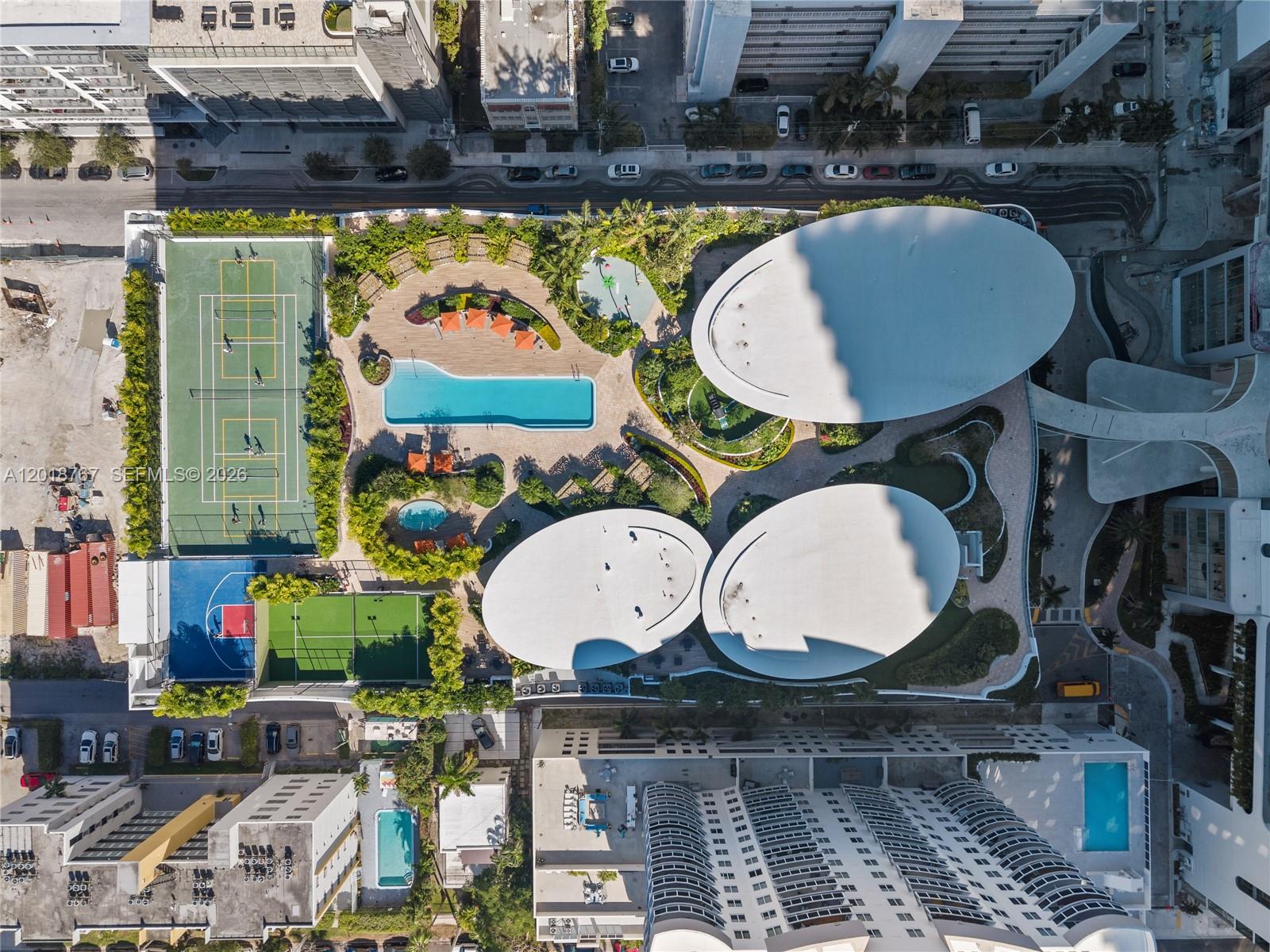 ARIA RESERVE - Residential